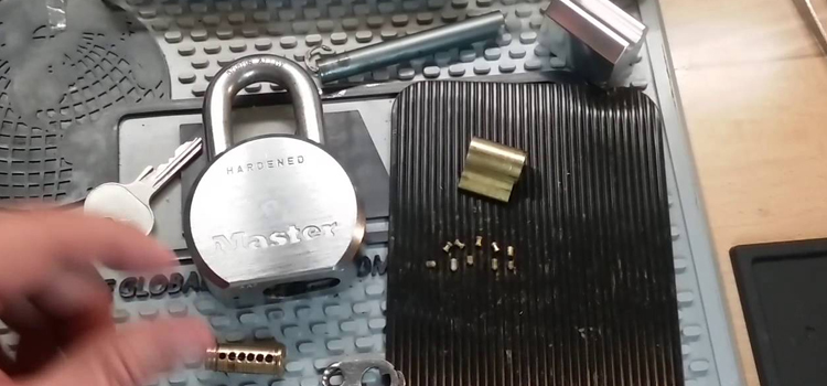 Rekey Master Lock in Alamo